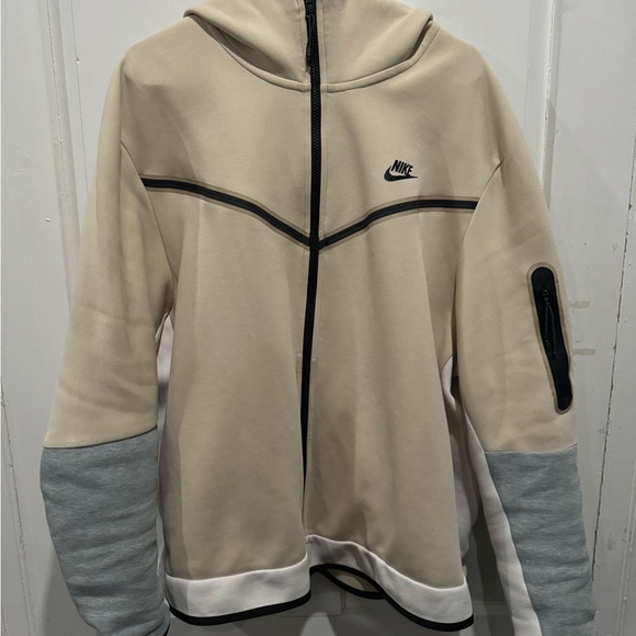 Men’s Nike Tech Zip up Hoodie - Picture 1 of 11